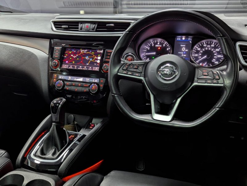 NISSAN QASHQAI
