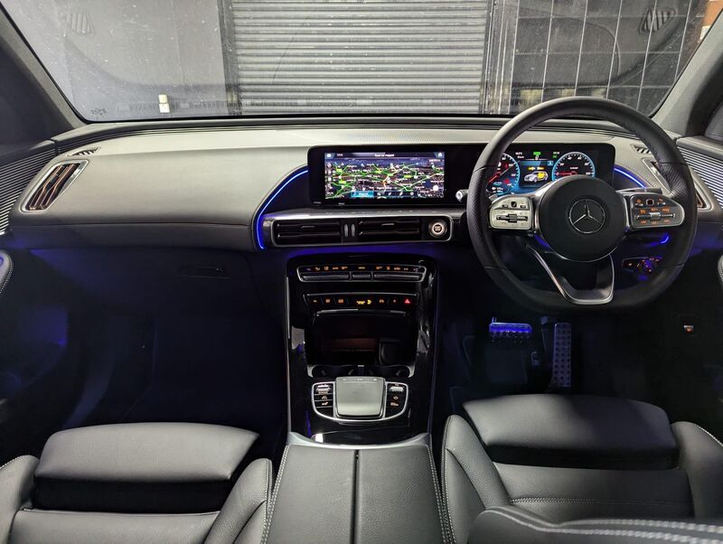 MERCEDES-BENZ EQC