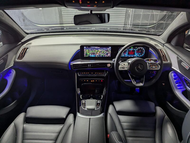 MERCEDES-BENZ EQC