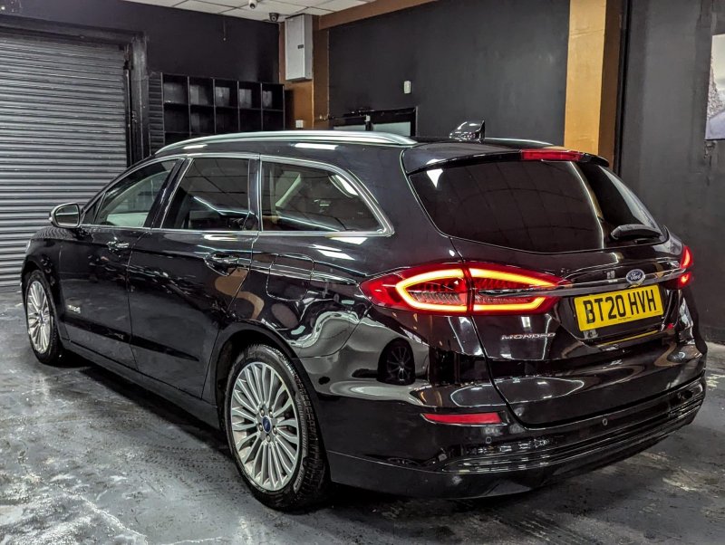 FORD MONDEO