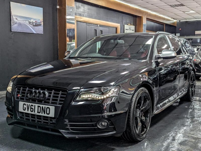 AUDI S4