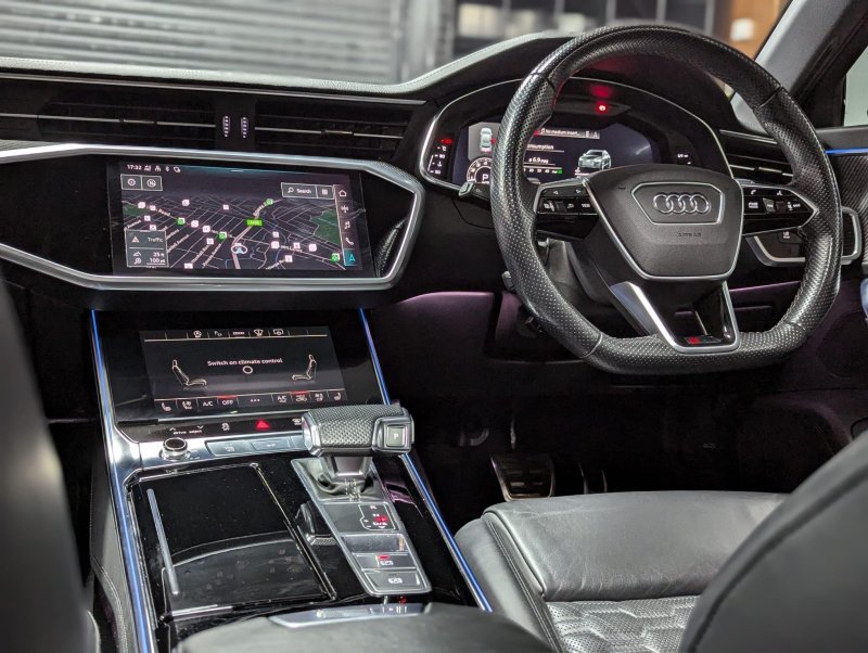 AUDI RS6