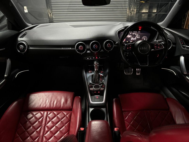 AUDI TTS
