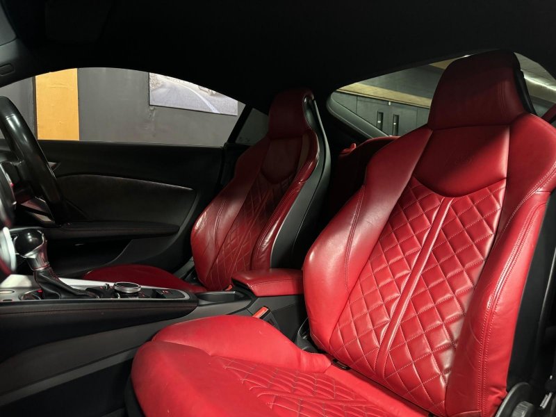 AUDI TTS