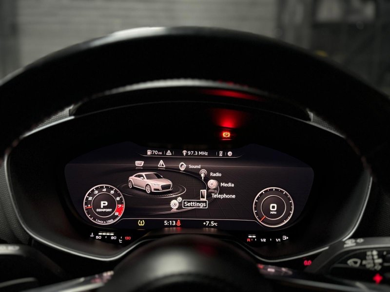 AUDI TTS