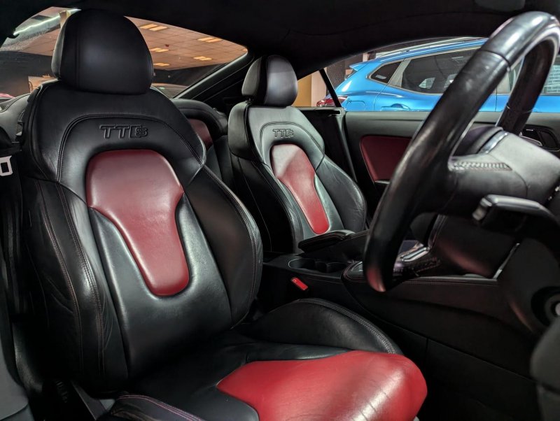 AUDI TTS
