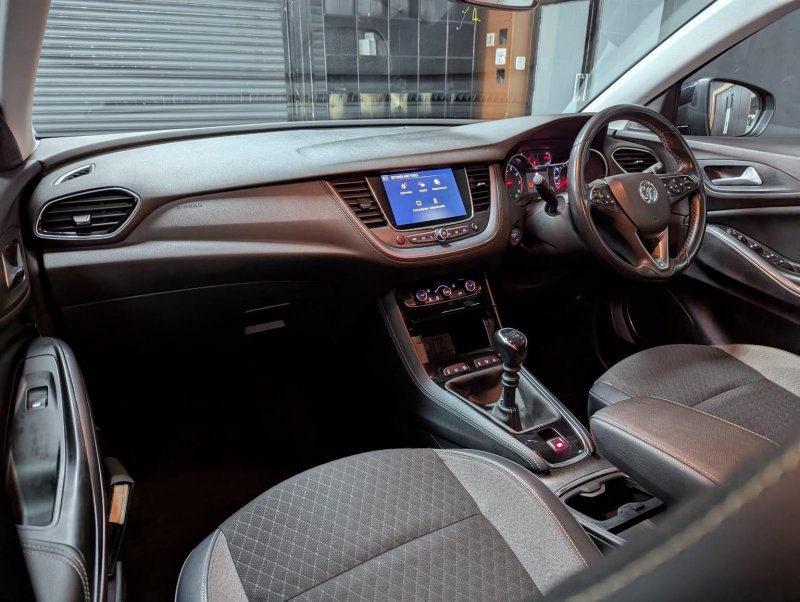 VAUXHALL GRANDLAND X