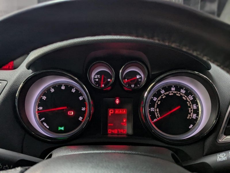 VAUXHALL MOKKA