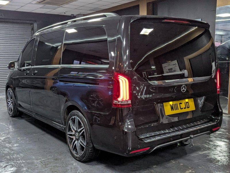 MERCEDES-BENZ V CLASS