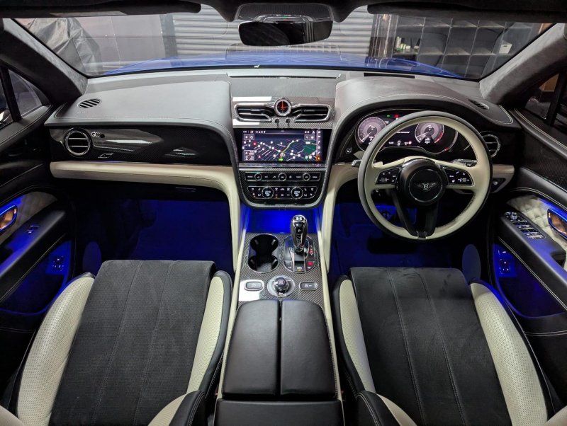 BENTLEY Bentayga