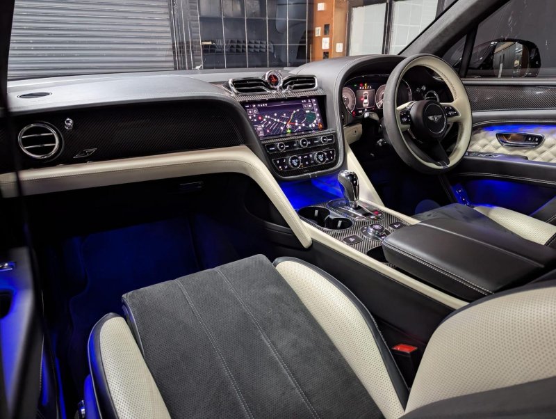 BENTLEY Bentayga