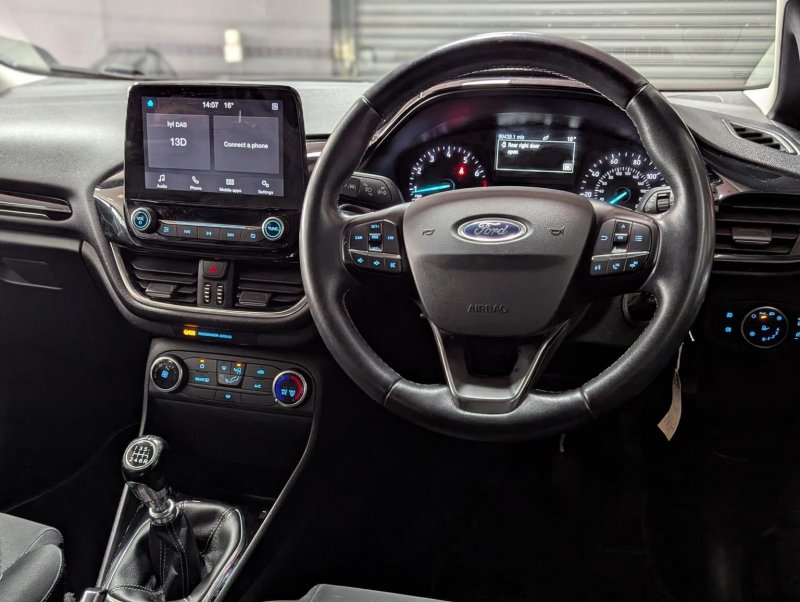 FORD FIESTA
