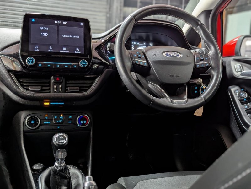 FORD FIESTA