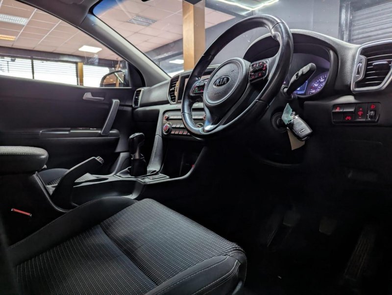 KIA SPORTAGE