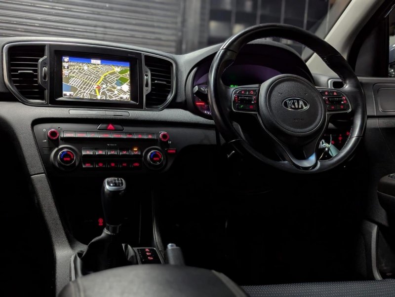 KIA SPORTAGE