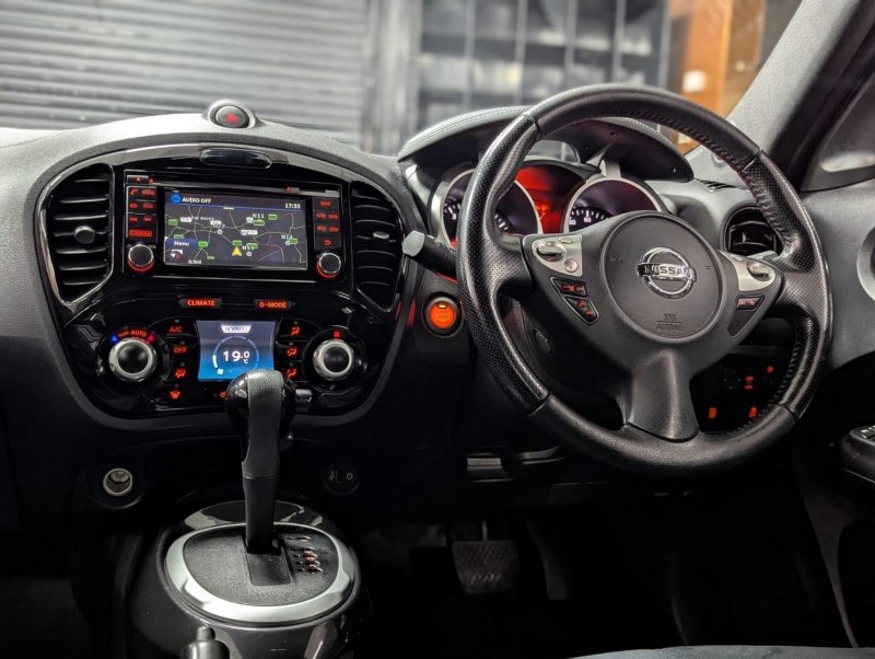 NISSAN JUKE