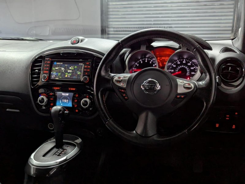 NISSAN JUKE