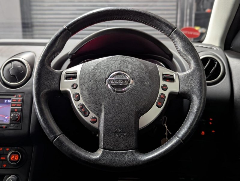 NISSAN QASHQAI