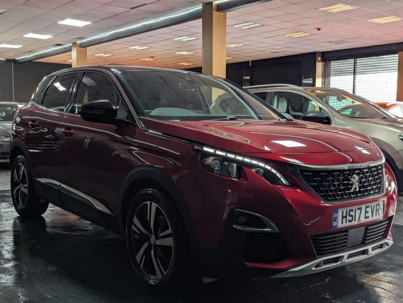 PEUGEOT 3008